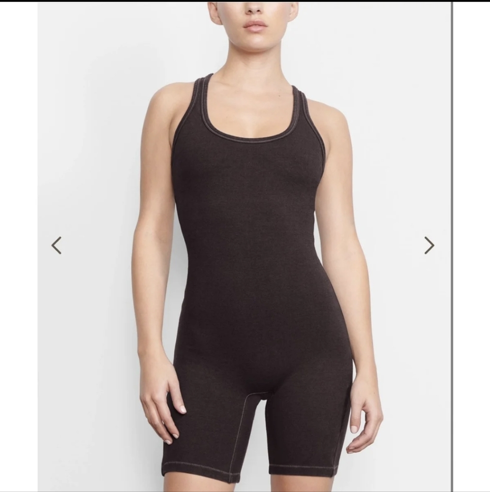 Skims Outdoor Mid Thigh Bodysuit